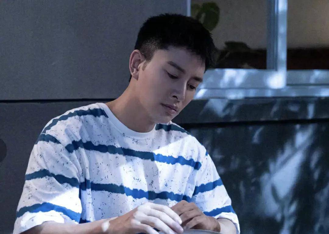娱乐圈明星黑料曝光_中国明星最近被扒出黑料的有哪些人呢,_辣木洋子演技质疑